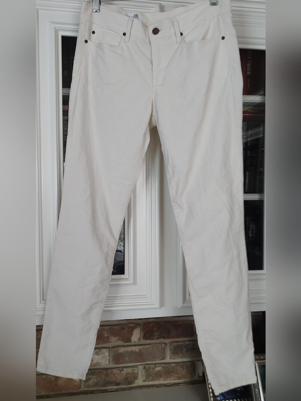 Gap 1969 Women's Cream Straight-Legging Soft CorduroyPants Size 28